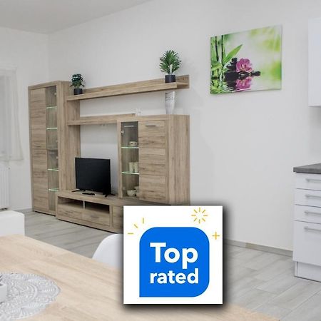 Trika Apartman Sárvár Dış mekan fotoğraf