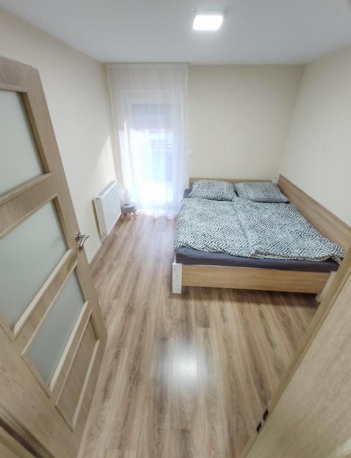 Trika Apartman Sárvár Dış mekan fotoğraf