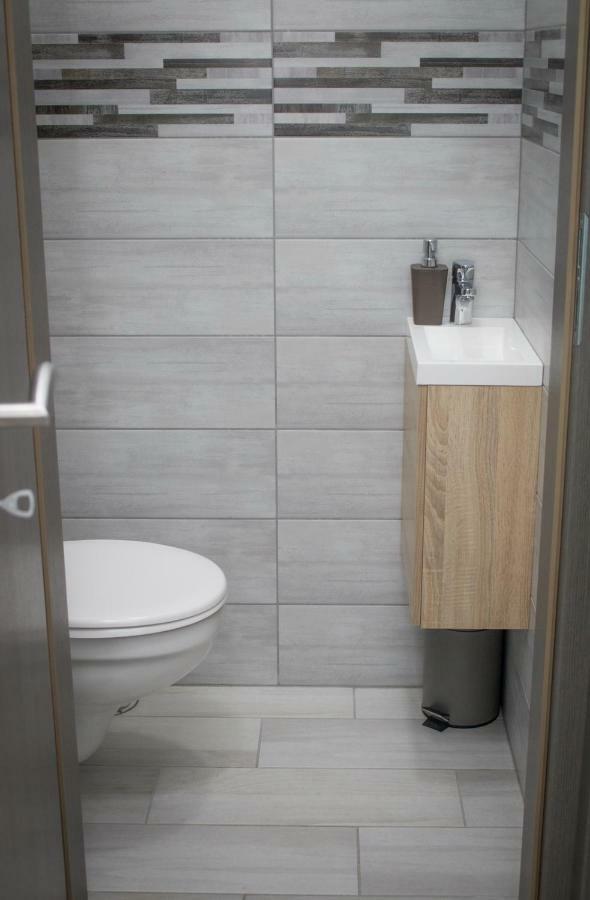 Trika Apartman Sárvár Dış mekan fotoğraf